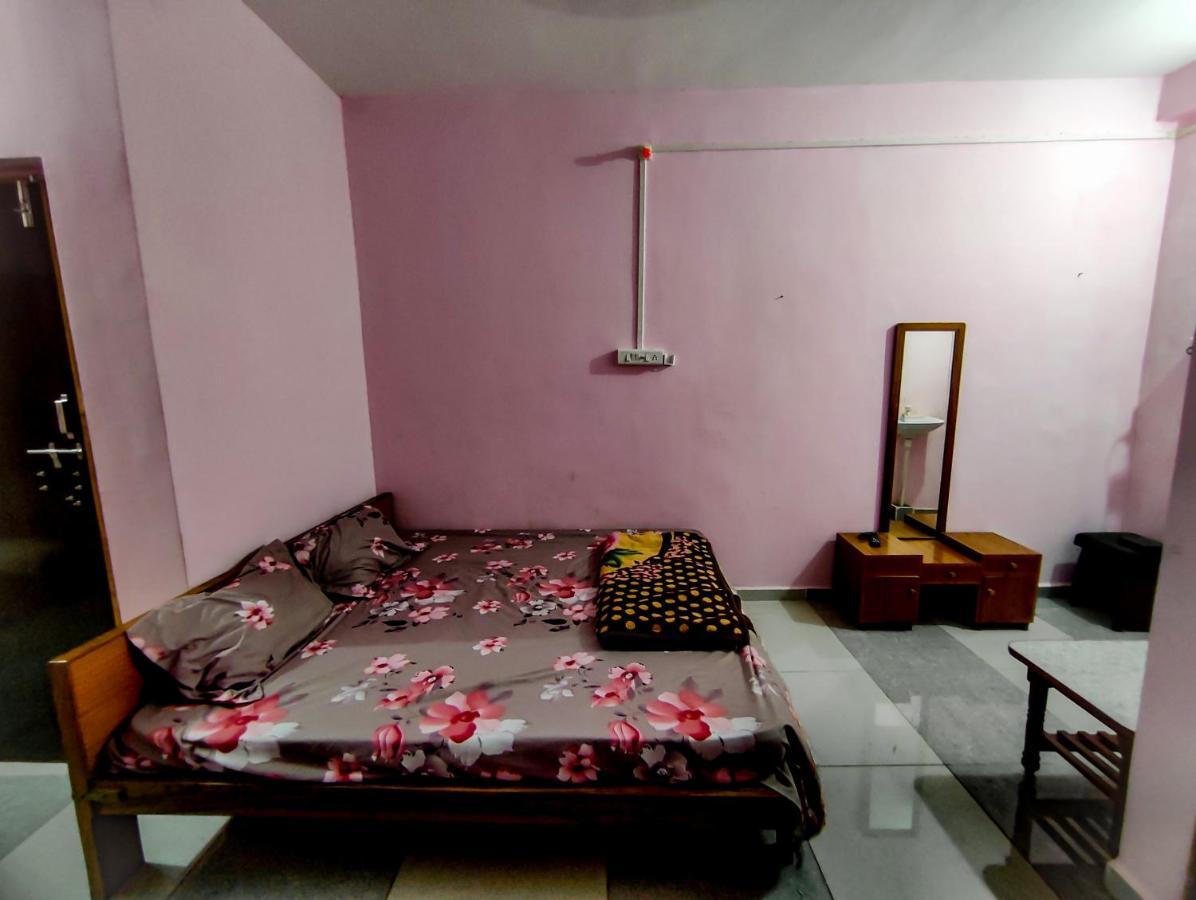 Krishna Homestay Garudeshwar Dış mekan fotoğraf